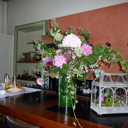 La Grande Maison Bed & Breakfast 3*