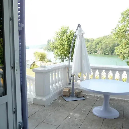 La Grande Maison Bed & Breakfast Seine-Port