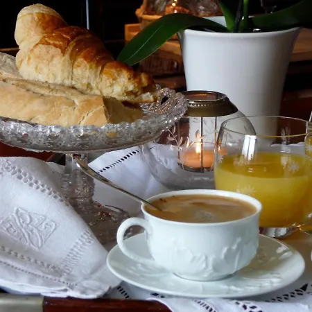 Couette-café La Grande Maison *